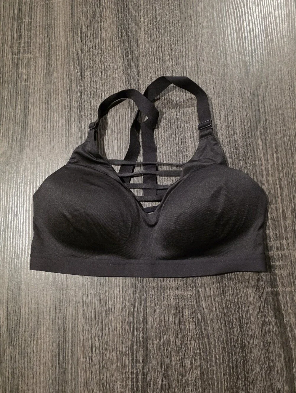 VS Cross-back Sports Bra